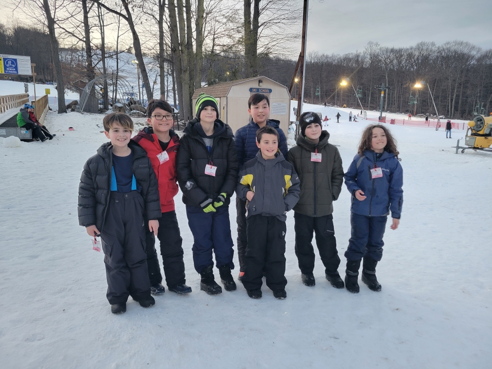 Snow Tubing - Kadima - Feb 2023